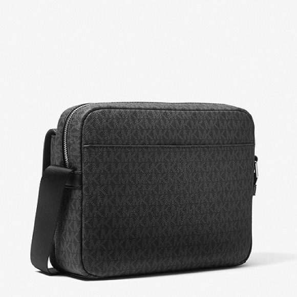 Michael Kors Black Cooper Logo Camera Bag - Picture 13 of 14